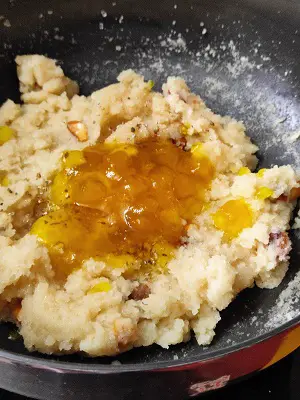 Pineapple Sheera With Pineapple Syrup | Pineapple Kesari | Pineapple Halwa Pineapple Sheera With Pineapple Syrup | Pineapple Kesari | Pineapple Halwa https://thespicycafe.com/wp-content/uploads/2023/03/112-pineapple-sheera-halwa-kesari-godacha-sheera-maharashtrian-goad-sheera-semolina-pudding-vegetarian-easy-quick-simple-no-onion-no-garlic-breakfast-snack-Indian-dessert-sweet-recipe.jpg https://thespicycafe.com/pineapple-sheera-using-pineapple-syrup/