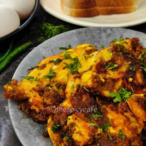 Egg Tawa Fry | झटपट अंडा तवा फ्राय | Egg Tawa Masala | Spicy Egg Fry egg tawa fry egg tawa masala anda fry easy simple quick breakfast non-veg recipe lunch dinner brunch with toasted bread high-protein diabetic-friendly keto diet indian street food thespicycafe