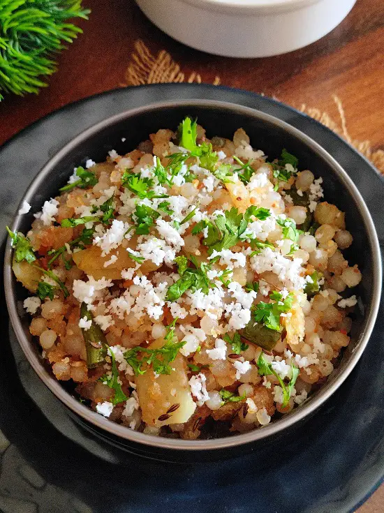 Sabudana Khichdi | Maharashtrian Sabudanyachi Khichadi Sabudana khichadi khichdi Maharashtrian breakfast snack vrat upvas fasting navratri mahashivratri ashadi ekadashi tapioca upma Indian vegetarian gluten-free recipe