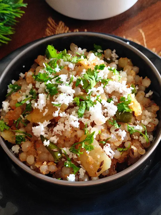 Sabudana Khichdi | Maharashtrian Sabudanyachi Khichadi Sabudana Khichdi | Maharashtrian Sabudanyachi Khichadi https://thespicycafe.com/wp-content/uploads/2021/02/17-Sabudana-khichadi-khichdi-Maharashtrian-breakfast-snack-vrat-upvas-fasting-navratri-mahashivratri-ashadi-ekadashi-tapioca-upma-Indian-vegetarian-gluten-free-recipe.jpg https://thespicycafe.com/how-to-make-sabudana-khichdi/
