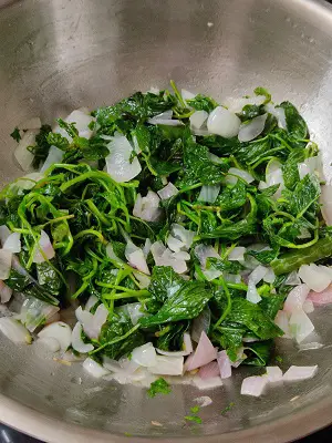 Easy Chutney Wale Aloo Ki Sabzi | Chutney Potato Sabzi Easy Chutney Wale Aloo Ki Sabzi | Chutney Potato Sabzi https://thespicycafe.com/wp-content/uploads/2023/03/124-chutney-aloo-potatoes-potato-curry-easy-vegan-side-dish-main-dish-simple-quick-easy-lunch-dinner-breakfast-snack-vegetarian-indian-green-chutney-hare-dhaniye-ki-chutney.jpg https://thespicycafe.com/easy-chutney-wale-aloo-ki-sabzi-chutney-potato-sabzi/