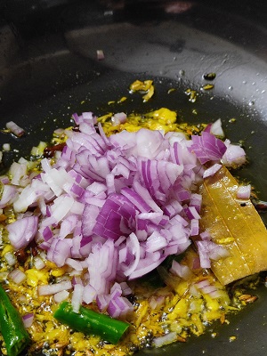 Valachi Khichadi | Dalimbi Bhaat | Vaal Bhaat (वालाची खिचडी / डाळिंबी भात) Valachi Khichadi | Dalimbi Bhaat | Vaal Bhaat (वालाची खिचडी / डाळिंबी भात) https://thespicycafe.com/wp-content/uploads/2023/03/03-valachi-khichdi-khichadi-maharashtrian-traditional-authentice-dalimbi-bhat-bhaat-masale-bhat-vegan-vegetarian-festive-easy-quick-simple-indian-pulao-biryani-kadve-vaal-1.jpg https://thespicycafe.com/valachi-khichdi-dalimbi-bhaat-recipe/
