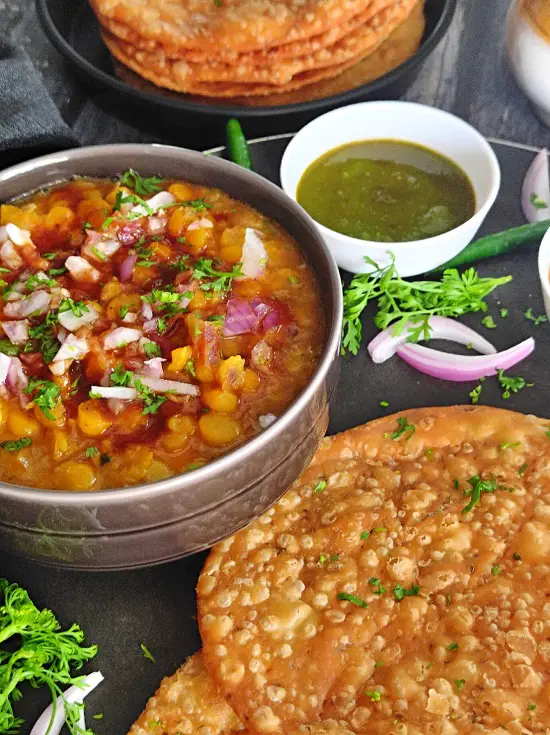 Dal Pakwan | Sindhi Dal Pakwan Recipe | How To Make Dal Pakwan Dal Pakwan | Sindhi Dal Pakwan Recipe | How To Make Dal Pakwan https://thespicycafe.com/wp-content/uploads/2023/04/30-sindhi-dal-pakwan-recipe-easy-breakfast-lunch-dinner-simple-quick-dal-poori-vegan-vegetarian-kids-appetizer-starters-indian-food-protein-rich-street-food-of-india.jpg https://thespicycafe.com/sindhi-dal-pakwan-recipe/
