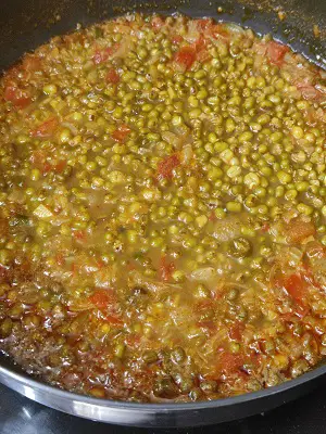Hirvya Mugachi Usal | Green Moong Dal Curry | Green Gram Curry Hirvya Mugachi Usal | Green Moong Dal Curry | Green Gram Curry https://thespicycafe.com/wp-content/uploads/2023/05/140-green-moong-dal-curry-mung-beans-green-gram-hirvya-mugachi-usal-vegan-vegetarian-keto-protein-diabetic-friendly-simple-quick-easy-healthy-nutritious-lunch-dinner-indian-meal.jpg https://thespicycafe.com/green-moong-dal-curry/