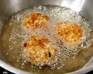 Sabudana Vada (Authentic Maharashtrian Style) Sabudana Vada (Authentic Maharashtrian Style) https://thespicycafe.com/wp-content/uploads/2023/08/1-sabudana-vada-maharashtrian-sabudana-wada-upvas-vrat-Indian-recipe-snack-breakfast-lunch-dinner-easy-quick-simple-no-onion-no-garli-satvik-fasting-sago-tapioca-patty.png https://thespicycafe.com/sabudana-vada-upvas-recipe/