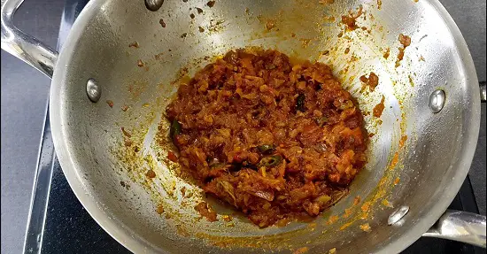 Matar Ke Chole | Safed Vatana Usal | White Peas Curry Matar Ke Chole | Safed Vatana Usal | White Peas Curry https://thespicycafe.com/wp-content/uploads/2023/04/18-safed-vatana-usal-matar-chole-dried-white-peas-curry-vegan-vegetarian-ragda-recipe-ragda-pattice-simple-quick-easy-lunch-dinner-breakfast-snack-Indian-chaat-lentils-protein-rich-diabetic-friendly.jpg https://thespicycafe.com/matar-ke-chole-recipe/