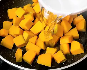 Lal Bhoplyacha Bharit (Kaddu Ka Raita) Lal Bhoplyacha Bharit (Kaddu Ka Raita) https://thespicycafe.com/wp-content/uploads/2023/12/1-Lal-bhoplyacha-bahrit-bhopla-red-pumpkin-dip-kaddu-ka-raita-easy-quick-simple-salad-for-lunch-dinner-snacks-brunch-breakfast-weight-loss-recipe-vegetarian-Maharashtrian-koshimbir-Indian-side-dish.png https://thespicycafe.com/kaddu-ka-raita-recipe/