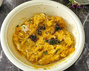 Lal Bhoplyacha Bharit (Kaddu Ka Raita) Lal Bhoplyacha Bharit (Kaddu Ka Raita) https://thespicycafe.com/wp-content/uploads/2023/12/1-Lal-bhoplyacha-bahrit-bhopla-red-pumpkin-dip-kaddu-ka-raita-easy-quick-simple-salad-for-lunch-dinner-snacks-brunch-breakfast-weight-loss-recipe-vegetarian-Maharashtrian-koshimbir-Indian-side-dish.png https://thespicycafe.com/kaddu-ka-raita-recipe/