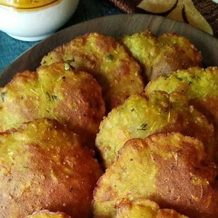 Khamanga Dudhi Bhoplyache Vade | Lauki ki Poori | Bottle Gourd Poori https://thespicycafe.com/wp-content/uploads/2021/03/IMG_07032021_140026_450_x_450_pixel.jpg https://thespicycafe.com/tag/vegan/