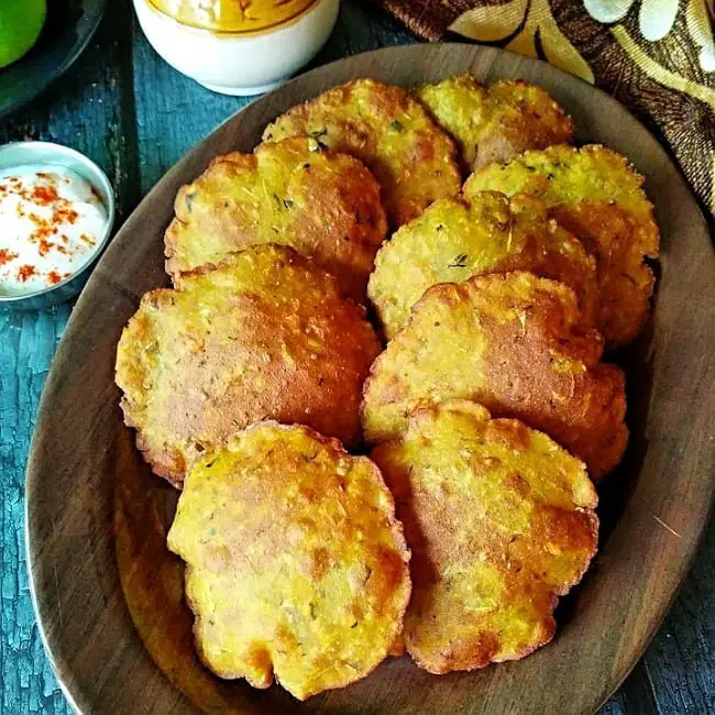 Khamanga Dudhi Bhoplyache Vade | Lauki ki Poori | Bottle Gourd Poori Khamanga Dudhi Bhoplyache Vade | Lauki ki Poori | Bottle Gourd Poori https://thespicycafe.com/wp-content/uploads/2021/03/IMG_07032021_140026_450_x_450_pixel.jpg https://thespicycafe.com/how-to-make-dudhi-bhoplyache-vade-lauki-ki-poori/