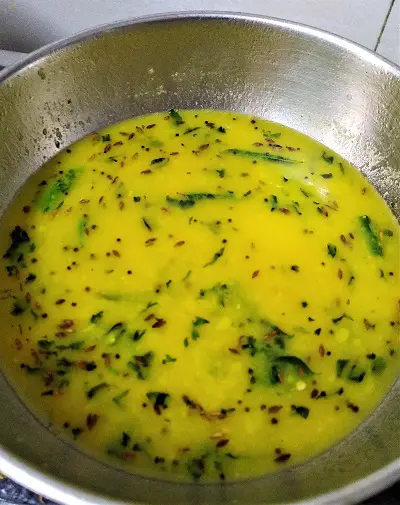 Phodnicha Varan (Maharashtrian Style) | Tempered Lentil Curry Phodnicha Varan (Maharashtrian Style) | Tempered Lentil Curry https://thespicycafe.com/wp-content/uploads/2021/08/varan-03.jpg https://thespicycafe.com/phodnicha-varan-recipe/