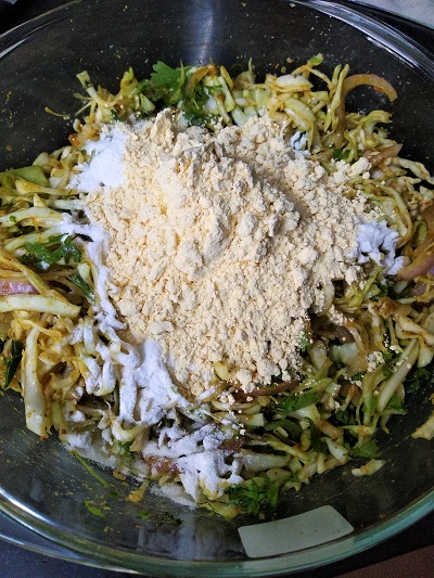 Patta Gobi Ke Pakode | Cabbage Pakoda | Gobi Ke Pakode Patta Gobi Ke Pakode | Cabbage Pakoda | Gobi Ke Pakode https://thespicycafe.com/wp-content/uploads/2023/02/patta-gobi-ke-pakode-cabbage-pakoda-gobi-ke-pakode-fritters-Indian-vegan-vegetarian-snack-breakfast-party-gluten-free-tea-time-recipe.jpg https://thespicycafe.com/cabbage-pakoda-recipe/