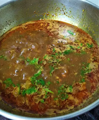 Harbaryachi Usal - Chana Masala - Black Chickpea Curry Harbaryachi Usal - Chana Masala - Black Chickpea Curry https://thespicycafe.com/wp-content/uploads/2021/08/final-chana-masala-curry.png https://thespicycafe.com/chana-masala-recipe/