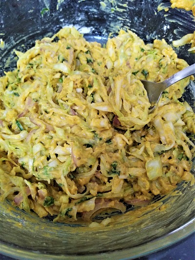 Patta Gobi Ke Pakode | Cabbage Pakoda | Gobi Ke Pakode Patta Gobi Ke Pakode | Cabbage Pakoda | Gobi Ke Pakode https://thespicycafe.com/wp-content/uploads/2023/02/patta-gobi-ke-pakode-cabbage-pakoda-gobi-ke-pakode-fritters-Indian-vegan-vegetarian-snack-breakfast-party-gluten-free-tea-time-recipe.jpg https://thespicycafe.com/cabbage-pakoda-recipe/