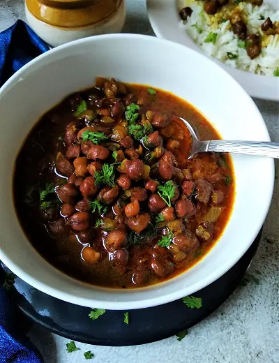Harbaryachi Usal - Chana Masala - Black Chickpea Curry Harbaryachi Usal - Chana Masala - Black Chickpea Curry https://thespicycafe.com/wp-content/uploads/2021/08/final-chana-masala-curry.png https://thespicycafe.com/chana-masala-recipe/