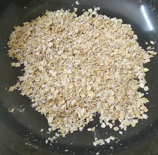 Oats Upma Without Vegetables | How To Make Oats Upma (Savory Oats) Oats Upma Without Vegetables | How To Make Oats Upma (Savory Oats) https://thespicycafe.com/wp-content/uploads/2021/10/oats-upma-final-image-2.jpg https://thespicycafe.com/oats-upma-without-vegetables-recipe/