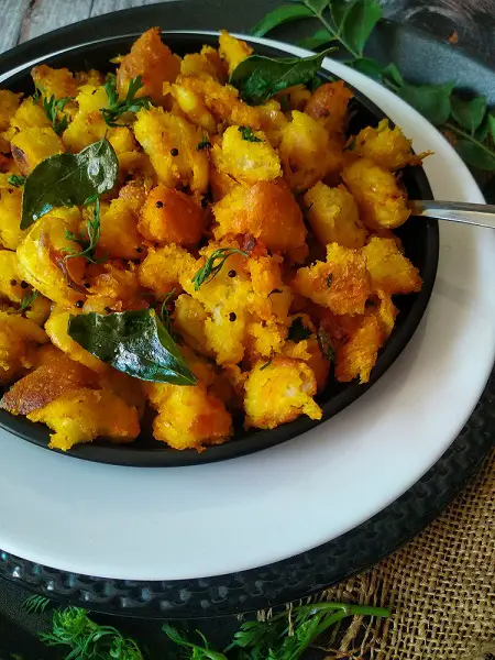 Pavacha Sheera | Bread Upma - Savoury Tempered Bread Bites Pavacha Sheera | Bread Upma - Savoury Tempered Bread Bites https://thespicycafe.com/wp-content/uploads/2022/02/IMG_20220206_163832.jpg https://thespicycafe.com/bread-upma-savoury-tempered-bread-bites-recipe/