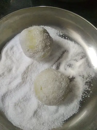 Upvasache Pattice | Farali Pattice | Farali Kachori Upvasache Pattice | Farali Pattice | Farali Kachori https://thespicycafe.com/wp-content/uploads/2022/02/upvas-pattice-vrat-fasting-indian-farali-pattice-snack-vegan-glutnfree.jpg https://thespicycafe.com/upvasache-pattice-farali-pattice-recipe/