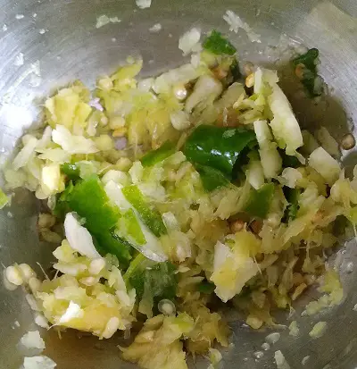 Bhatache Vade | Rice Pakora | Chawal Ke Pakore Bhatache Vade | Rice Pakora | Chawal Ke Pakore https://thespicycafe.com/wp-content/uploads/2022/04/final-bhatache-vade.jpg https://thespicycafe.com/bhatache-vade-chawal-ke-pakore-recipe/