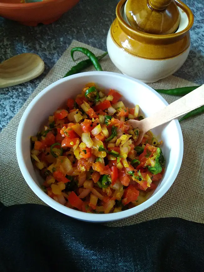 kanda tomato koshimbir onion tomato salad recipe vegan vegetarian plantbased snack side dish
