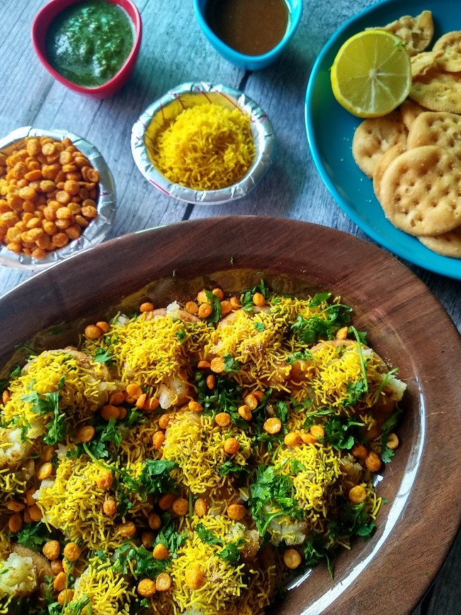 Shev Puri Shev Puri https://thespicycafe.com/wp-content/uploads/2022/06/SEV-PURI-INDIAN-VEGAN-RECIPE.jpg https://thespicycafe.com/shev-puri-recipe/