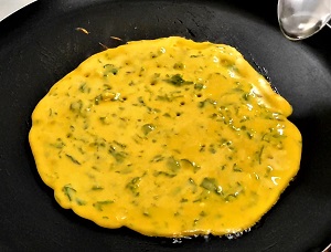 Methi Che Dhirde | Methi Ka Chilla (Pancake) Methi Che Dhirde | Methi Ka Chilla (Pancake) https://thespicycafe.com/wp-content/uploads/2022/07/methi-dhirdhe-methi-chilla-fenugreek-pancake.jpg https://thespicycafe.com/methi-che-dhirde/
