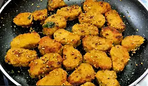 Dudhi Muthiya | Lauki Muthiya Recipe | Steamed Bottle Gourd Dumplings Dudhi Muthiya | Lauki Muthiya Recipe | Steamed Bottle Gourd Dumplings https://thespicycafe.com/wp-content/uploads/2022/07/dudhi-muthiya-lauki-muthiya-popular-gujarati-indian-snack-recipe.jpg https://thespicycafe.com/dudhi-muthiya/