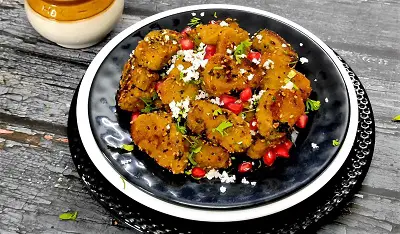 Dudhi Muthiya | Lauki Muthiya Recipe | Steamed Bottle Gourd Dumplings Dudhi Muthiya | Lauki Muthiya Recipe | Steamed Bottle Gourd Dumplings https://thespicycafe.com/wp-content/uploads/2022/07/dudhi-muthiya-lauki-muthiya-popular-gujarati-indian-snack-recipe.jpg https://thespicycafe.com/dudhi-muthiya/