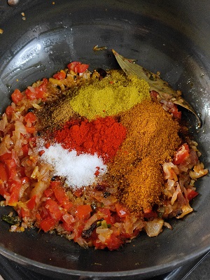 Egg Biryani | Anda Biryani (Simple Homestyle Recipe) Egg Biryani | Anda Biryani (Simple Homestyle Recipe) A delicious one-pot, protein-rich rice preparation made with long-grain basmati rice cooked in aromatic spices & eggs. https://thespicycafe.com/wp-content/uploads/2022/10/homestyle-egg-biryani-anda-biryani-easy-delicious-weekend-lunch-dinner-recipes-non-veg-food-recipes-Indian.jpg https://thespicycafe.com/egg-biryani/
