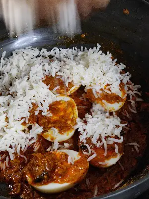 Egg Biryani | Anda Biryani (Simple Homestyle Recipe) Egg Biryani | Anda Biryani (Simple Homestyle Recipe) A delicious one-pot, protein-rich rice preparation made with long-grain basmati rice cooked in aromatic spices & eggs. https://thespicycafe.com/wp-content/uploads/2022/10/homestyle-egg-biryani-anda-biryani-easy-delicious-weekend-lunch-dinner-recipes-non-veg-food-recipes-Indian.jpg https://thespicycafe.com/egg-biryani/