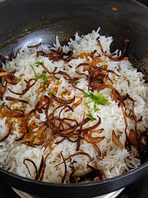 Egg Biryani | Anda Biryani (Simple Homestyle Recipe) Egg Biryani | Anda Biryani (Simple Homestyle Recipe) A delicious one-pot, protein-rich rice preparation made with long-grain basmati rice cooked in aromatic spices & eggs. https://thespicycafe.com/wp-content/uploads/2022/10/homestyle-egg-biryani-anda-biryani-easy-delicious-weekend-lunch-dinner-recipes-non-veg-food-recipes-Indian.jpg https://thespicycafe.com/egg-biryani/
