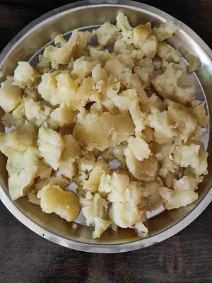 Rava Dosa | Instant Rava Masala Dosa Rava Dosa | Instant Rava Masala Dosa https://thespicycafe.com/wp-content/uploads/2022/11/1667616676947.jpg https://thespicycafe.com/instant-rava-masala-dosa/