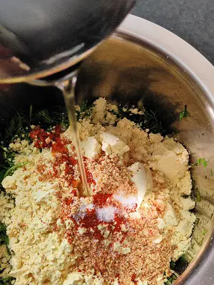 Easy Maharashtrian Kothimbir Vadi Without Steaming Easy Maharashtrian Kothimbir Vadi Without Steaming https://thespicycafe.com/wp-content/uploads/2023/01/kothimbir-vadi-maharashtrian-traditional-vegan-vegetarian-Indian-recipe.jpg https://thespicycafe.com/easy-maharashtrian-kothimbir-vadi-without-steaming/