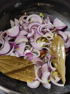 Tawa Pulao Recipe (Mumbai Street Style) Tawa Pulao Recipe (Mumbai Street Style) https://thespicycafe.com/wp-content/uploads/2023/01/1-tawa-pulao-street-style-mumbai-street-food-style-pav-bhaji-pulao-pulav-rice-vegan-vegetarian-gluten-free-indian-recipe.jpg https://thespicycafe.com/tawa-pulao-street-style-recipe/