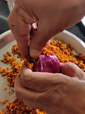 Bharli Vangi Maharashtrian Style | Stuffed Eggplant Curry Indian Recipe Bharli Vangi Maharashtrian Style | Stuffed Eggplant Curry Indian Recipe https://thespicycafe.com/wp-content/uploads/2023/08/1-bharli-vangi-bharwa-baingan-stuffed-eggplants-aubergine-peanut-curry-vegan-vegetarian-easy-quick-simple-brinjal-curry-lunch-dinner-gravy-indian-maharashtrian-vangi.png https://thespicycafe.com/bharli-vangi/