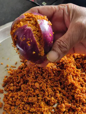 Bharli Vangi Maharashtrian Style | Stuffed Eggplant Curry Indian Recipe Bharli Vangi Maharashtrian Style | Stuffed Eggplant Curry Indian Recipe https://thespicycafe.com/wp-content/uploads/2023/08/1-bharli-vangi-bharwa-baingan-stuffed-eggplants-aubergine-peanut-curry-vegan-vegetarian-easy-quick-simple-brinjal-curry-lunch-dinner-gravy-indian-maharashtrian-vangi.png https://thespicycafe.com/bharli-vangi/