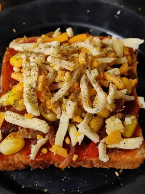 Bread Pizza On Tawa | Bread Pizza Without Oven | Pizza Toast Recipe Bread Pizza On Tawa | Bread Pizza Without Oven | Pizza Toast Recipe https://thespicycafe.com/wp-content/uploads/2023/02/2-bread-pizza-on-pan-tawa-griddle-no-oven-pizza-recipe-Indian-vegetarian-party-kids-snack-quick-easy-simple-vegetable-pizza-street-style-1.jpg https://thespicycafe.com/bread-pizza-on-tawa/