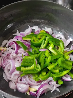 Bread Pizza On Tawa | Bread Pizza Without Oven | Pizza Toast Recipe Bread Pizza On Tawa | Bread Pizza Without Oven | Pizza Toast Recipe https://thespicycafe.com/wp-content/uploads/2023/02/2-bread-pizza-on-pan-tawa-griddle-no-oven-pizza-recipe-Indian-vegetarian-party-kids-snack-quick-easy-simple-vegetable-pizza-street-style-1.jpg https://thespicycafe.com/bread-pizza-on-tawa/