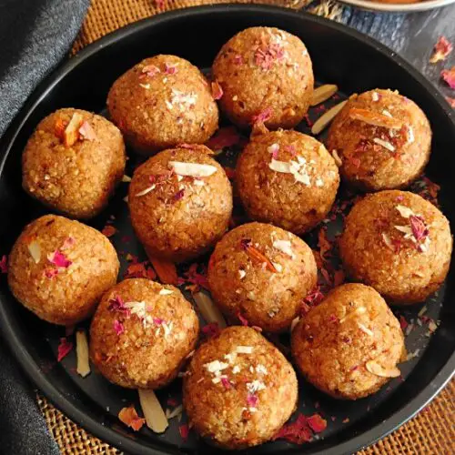 Policha Ladoo | Chapati Ladoo | Roti Ke Ladoo Policha Ladoo | Chapati Ladoo | Roti Ke Ladoo https://thespicycafe.com/wp-content/uploads/2023/03/31-policha-ladoo-maharashtrian-dessert-recipe-easy-quick-simple-vegetarian-leftover-chapati-roti-phulka-healthy-no-onion-no-garlic-kids-snack-recipe-Indian.jpg https://thespicycafe.com/policha-ladoo-recipe/