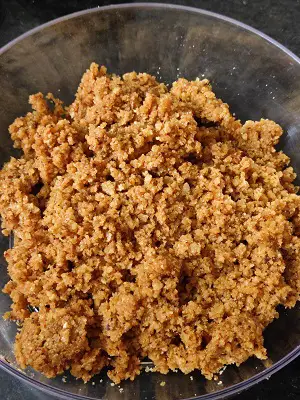 Policha Ladoo | Chapati Ladoo | Roti Ke Ladoo Policha Ladoo | Chapati Ladoo | Roti Ke Ladoo https://thespicycafe.com/wp-content/uploads/2023/03/31-policha-ladoo-maharashtrian-dessert-recipe-easy-quick-simple-vegetarian-leftover-chapati-roti-phulka-healthy-no-onion-no-garlic-kids-snack-recipe-Indian.jpg https://thespicycafe.com/policha-ladoo-recipe/