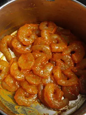 Easy Prawns Fry Recipe | Crispy Kolambi Tawa Fry Easy Prawns Fry Recipe | Crispy Kolambi Tawa Fry https://thespicycafe.com/wp-content/uploads/2023/04/7-prawns-fry-shrimp-tava-fry-malvani-kolambi-fry-recipe-zinga-seafood-indian-recipe-konkani-food-easy-quick-simple-delicious-snack-lunch-dinner-side-dish-breakfast.jpg https://thespicycafe.com/prawns-fry-kolambi-tawa-fry-recipe/