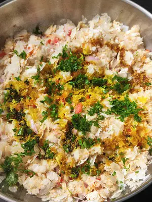 Dadpe Pohe Recipe Dadpe Pohe Recipe https://thespicycafe.com/wp-content/uploads/2023/04/14-dadpe-pohe-kande-pohe-maharashtrian-breakfast-snack-recipe-easy-quick-simple-beginner-friendly-kids-food-healthy-indian-vegan-vegetarian.jpg https://thespicycafe.com/how-to-make-dadpe-pohe/