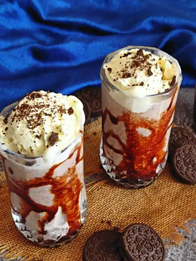 Oreo Milkshake Recipe | How To Make Oreo Milkshake Oreo Milkshake Recipe | How To Make Oreo Milkshake https://thespicycafe.com/wp-content/uploads/2023/04/14-550-oreo-milkshake-oreo-chocolate-milkshake-american-continential-summer-cooler-vegetarian-kids-party.jpg https://thespicycafe.com/oreo-milkshake-recipe/