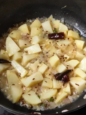 Aloo Palak Recipe| Potatoes Spinach Stir Fry | Aloo Palak Ki Sabzi Aloo Palak Recipe| Potatoes Spinach Stir Fry | Aloo Palak Ki Sabzi https://thespicycafe.com/wp-content/uploads/2023/05/16-aloo-palak-sabzi-vegan-spinach-potato-curry-restaurant-style-Indian-easy-quick-simple-lunch-dinner-green-leafy-glutenfree-beginner-recipe.jpg https://thespicycafe.com/aloo-palak-sabzi-recipe/