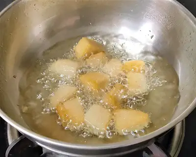 Masala Idli Fry Recipe From Leftover Idlis | How To Make Masala Idli Masala Idli Fry Recipe From Leftover Idlis | How To Make Masala Idli https://thespicycafe.com/wp-content/uploads/2023/08/1masala-idli-south-indian-breakfast-recipe-leftover-vegan-easy-quick-simple-snack-lunch-dinner.png https://thespicycafe.com/masala-idli-fry-recipe-from-leftover-idlis-how-to-make-masala-idli/