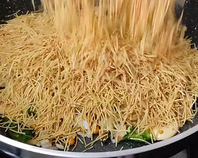 Sevai Upma Recipe | Semiya Upma Recipe | Vermicelli Upma Recipe Sevai Upma Recipe | Semiya Upma Recipe | Vermicelli Upma Recipe https://thespicycafe.com/wp-content/uploads/2023/07/WM-1-1-sevai-upma-semiya-upma-vermicellie-indian-breakfast-snack-rava-upma-easy-quick-simple-lunch-dinner-tiffinbox-vegetarian.png https://thespicycafe.com/semiya-upma-recipe-vermicelli-upma/