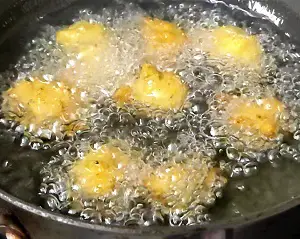 Moong Dal Pakoda | Moong Dal Vada | Moong Dal Bhajiya Recipe Moong Dal Pakoda | Moong Dal Vada | Moong Dal Bhajiya Recipe https://thespicycafe.com/wp-content/uploads/2023/07/11-1-moong-dal-pakoda-monsoon-snack-moong-bhajiya-moong-bhajji-bhajee-yellow-mung-bean-fritters-vegan-vegetarian-protein-rich-easy-quick-simple-breakfast-lunch-dinner.png https://thespicycafe.com/moong-dal-pakoda-recipe/