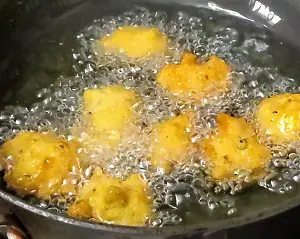 Moong Dal Pakoda | Moong Dal Vada | Moong Dal Bhajiya Recipe Moong Dal Pakoda | Moong Dal Vada | Moong Dal Bhajiya Recipe https://thespicycafe.com/wp-content/uploads/2023/07/11-1-moong-dal-pakoda-monsoon-snack-moong-bhajiya-moong-bhajji-bhajee-yellow-mung-bean-fritters-vegan-vegetarian-protein-rich-easy-quick-simple-breakfast-lunch-dinner.png https://thespicycafe.com/moong-dal-pakoda-recipe/