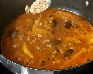 Aloo Baingan Recipe | Aloo Baingan Ki Sabji | Easy Eggplant Potato Curry Aloo Baingan Recipe | Aloo Baingan Ki Sabji | Easy Eggplant Potato Curry https://thespicycafe.com/wp-content/uploads/2023/08/1-aloo-baingan-sabji-vangi-batata-rassa-eggplant-potato-curry-vegan-vegetarian-easy-quick-simple-fiber-rich-easy-meals-lunch-dinner-vegetables-healthy-nutritious.png https://thespicycafe.com/aloo-baingan-sabji-eggplant-curry/