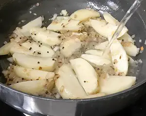 Aloo Baingan Recipe | Aloo Baingan Ki Sabji | Easy Eggplant Potato Curry Aloo Baingan Recipe | Aloo Baingan Ki Sabji | Easy Eggplant Potato Curry https://thespicycafe.com/wp-content/uploads/2023/08/1-aloo-baingan-sabji-vangi-batata-rassa-eggplant-potato-curry-vegan-vegetarian-easy-quick-simple-fiber-rich-easy-meals-lunch-dinner-vegetables-healthy-nutritious.png https://thespicycafe.com/aloo-baingan-sabji-eggplant-curry/